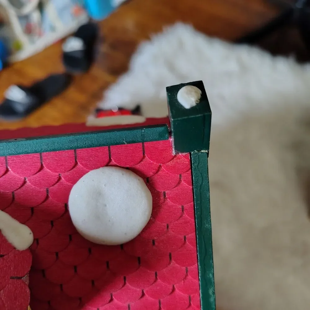 Animated Musical VTG House Christmas Decoration Key Wind Music Box Santa